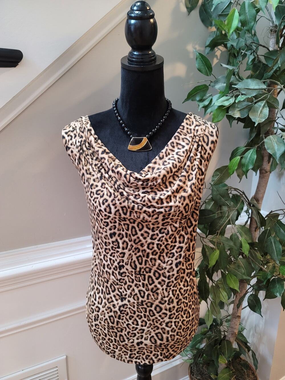 Calvin Klein Blouse Top Women's SZ 1X Brown Leopard Print Sleeveless Cowl Neck